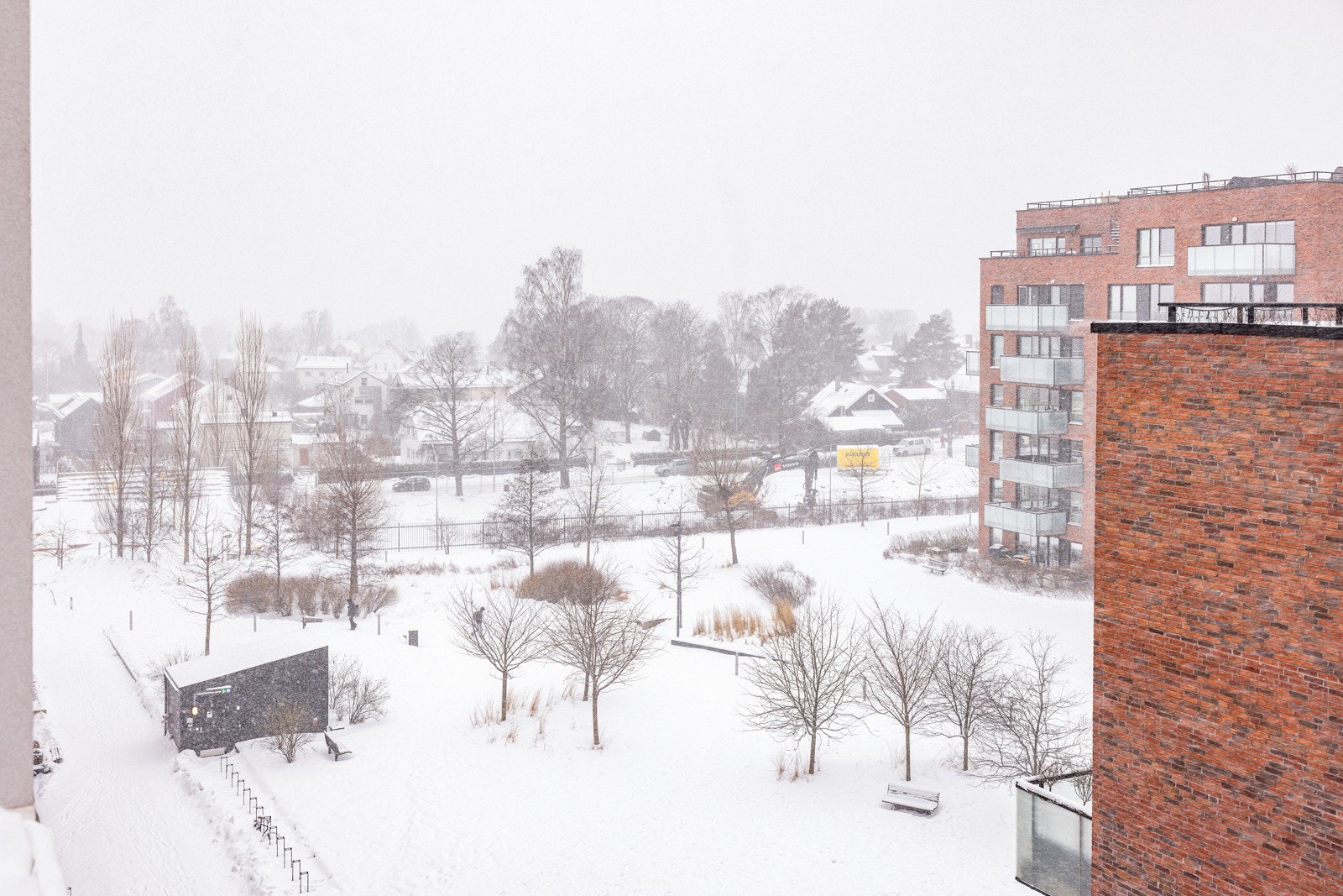 Utsyn fra balkongen. Ved klarvær er det utysn mot Oslofjorden! Galleribilde
