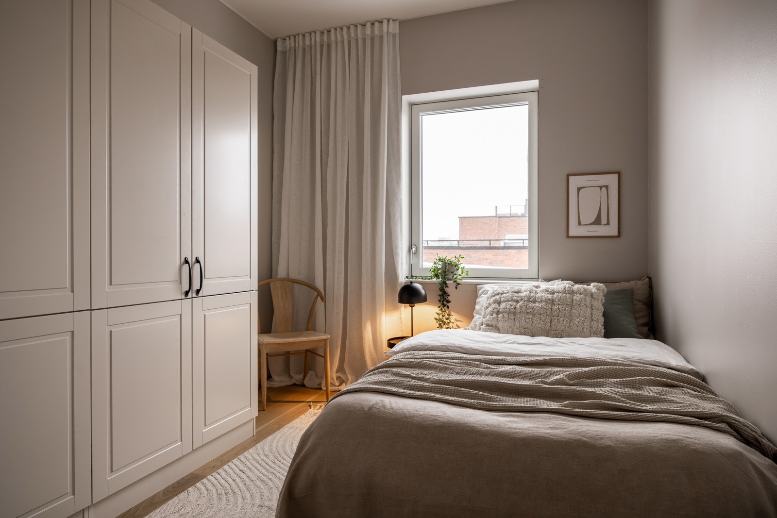 Soverom 2 også av en fin størrelse. Galleribilde