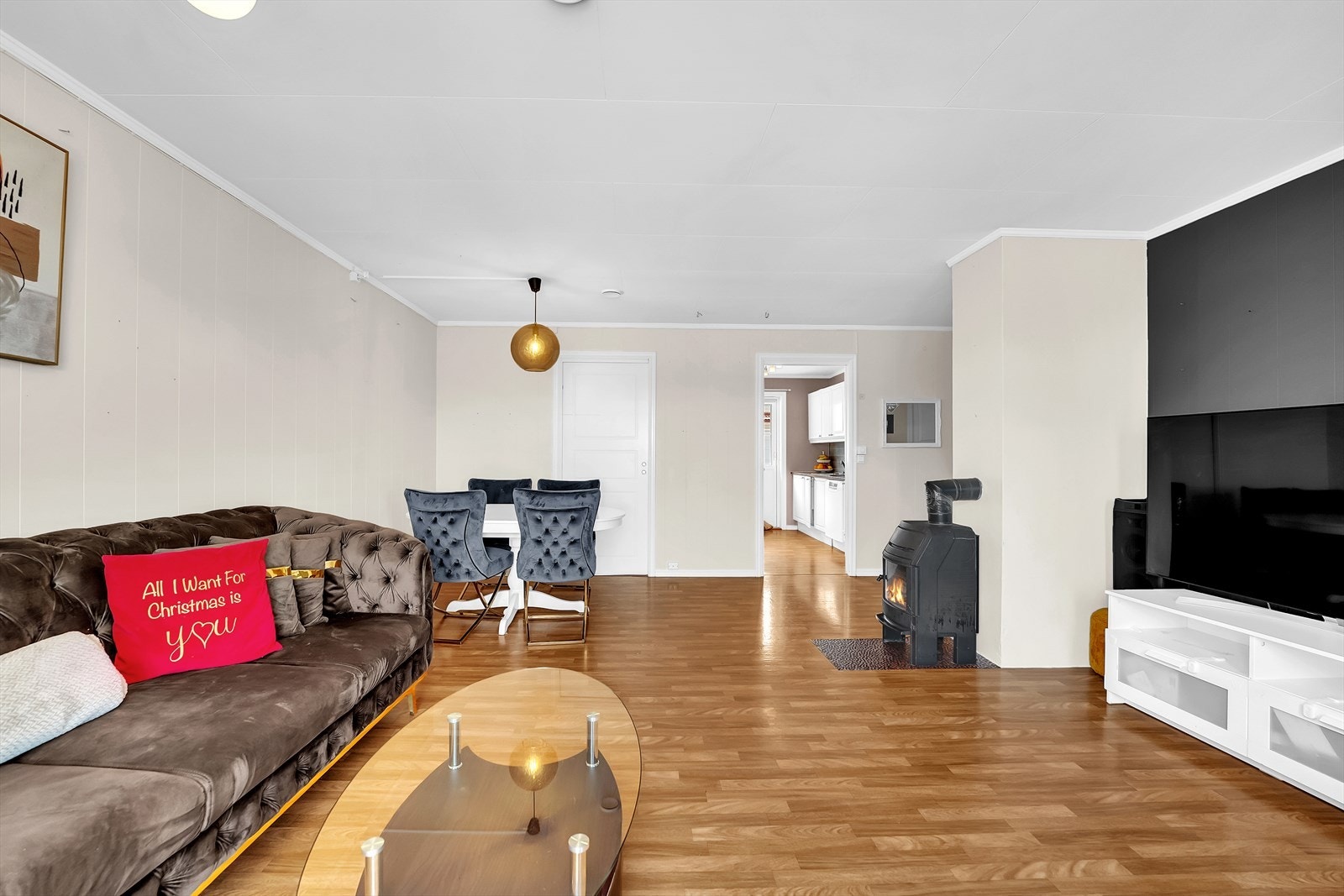 Stuen møbleres og tilpasses enkelt til egen stil. Galleribilde