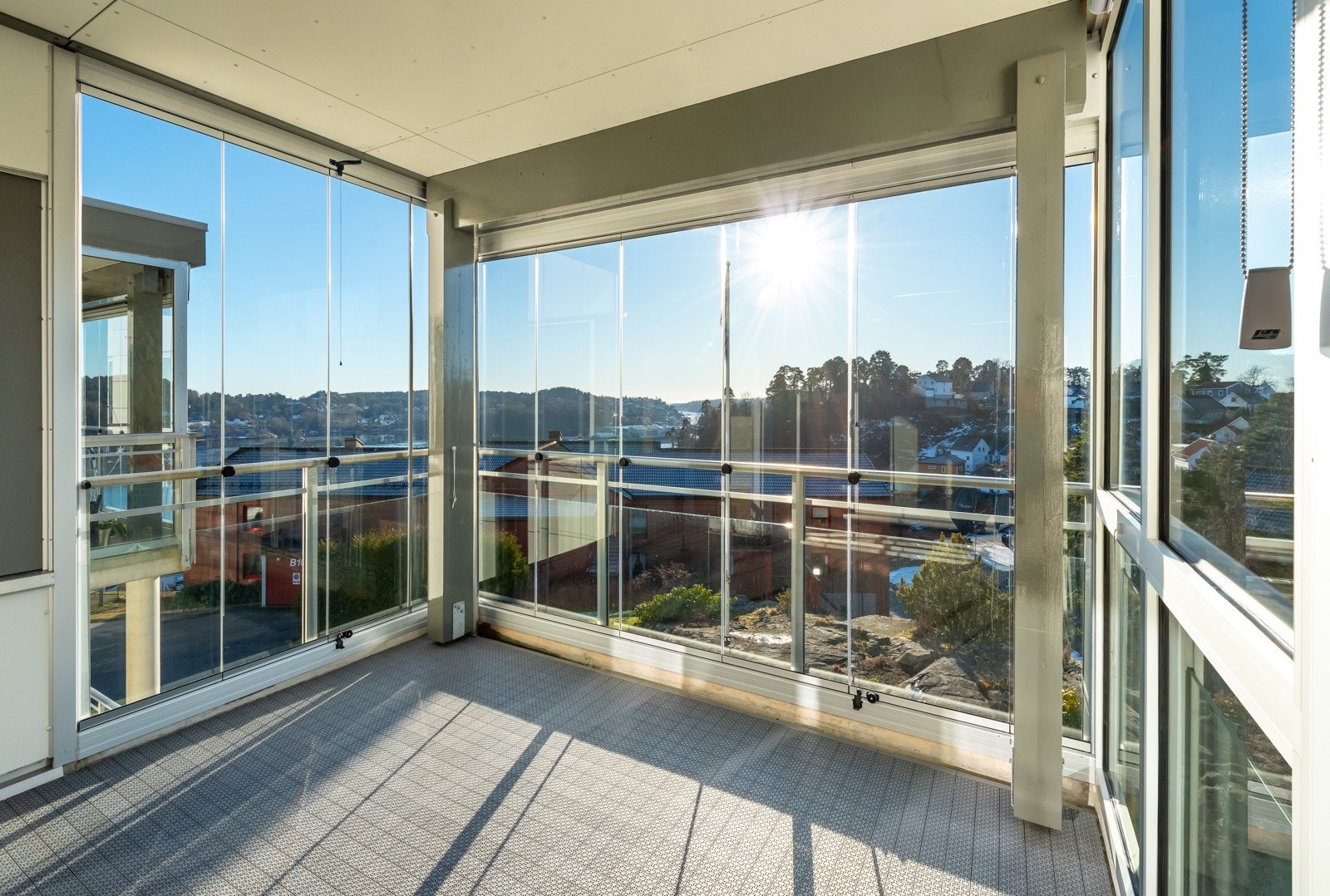 Innglasset balkong - 12 kvm Galleribilde