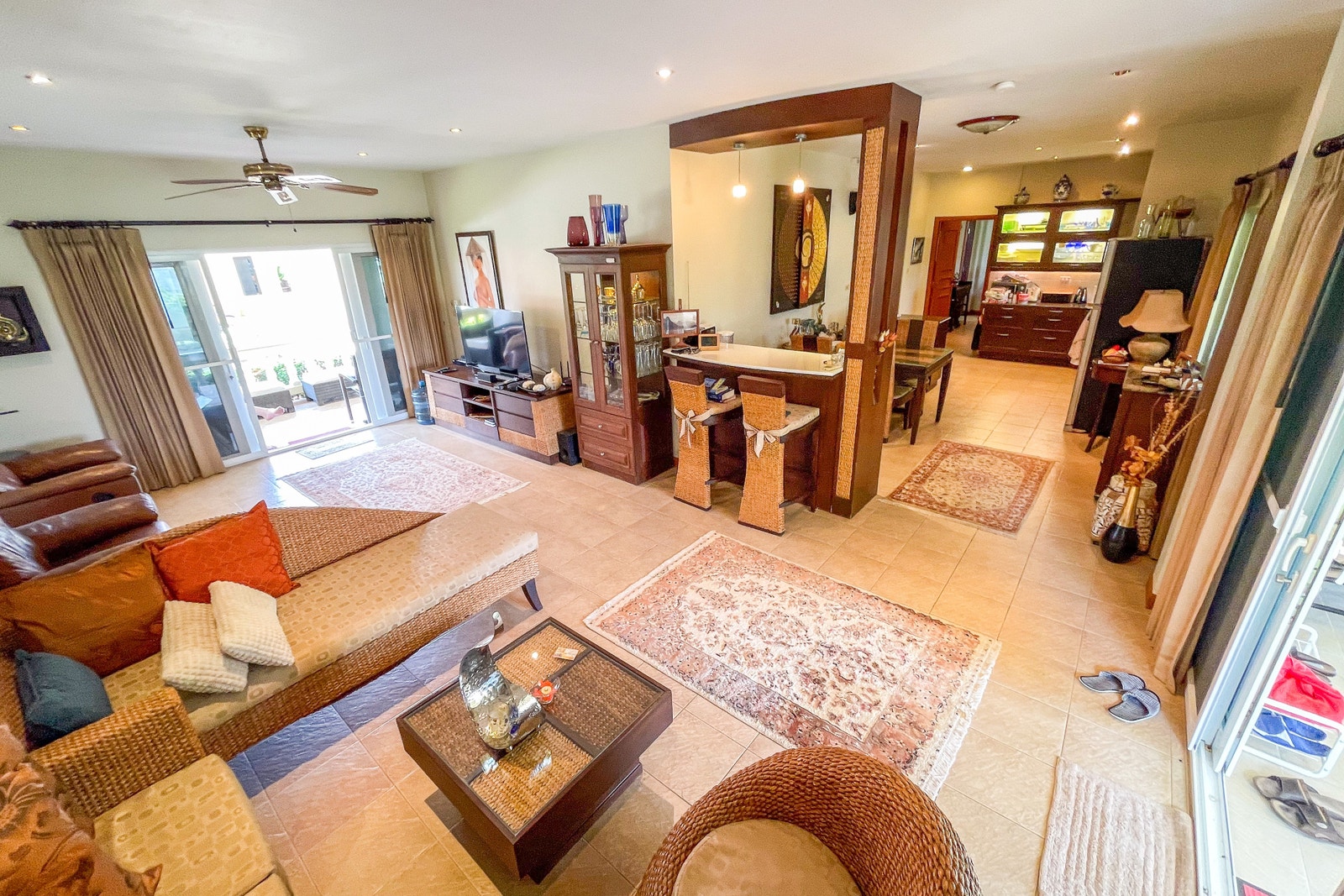 Stuen med flotte møbler. Galleribilde