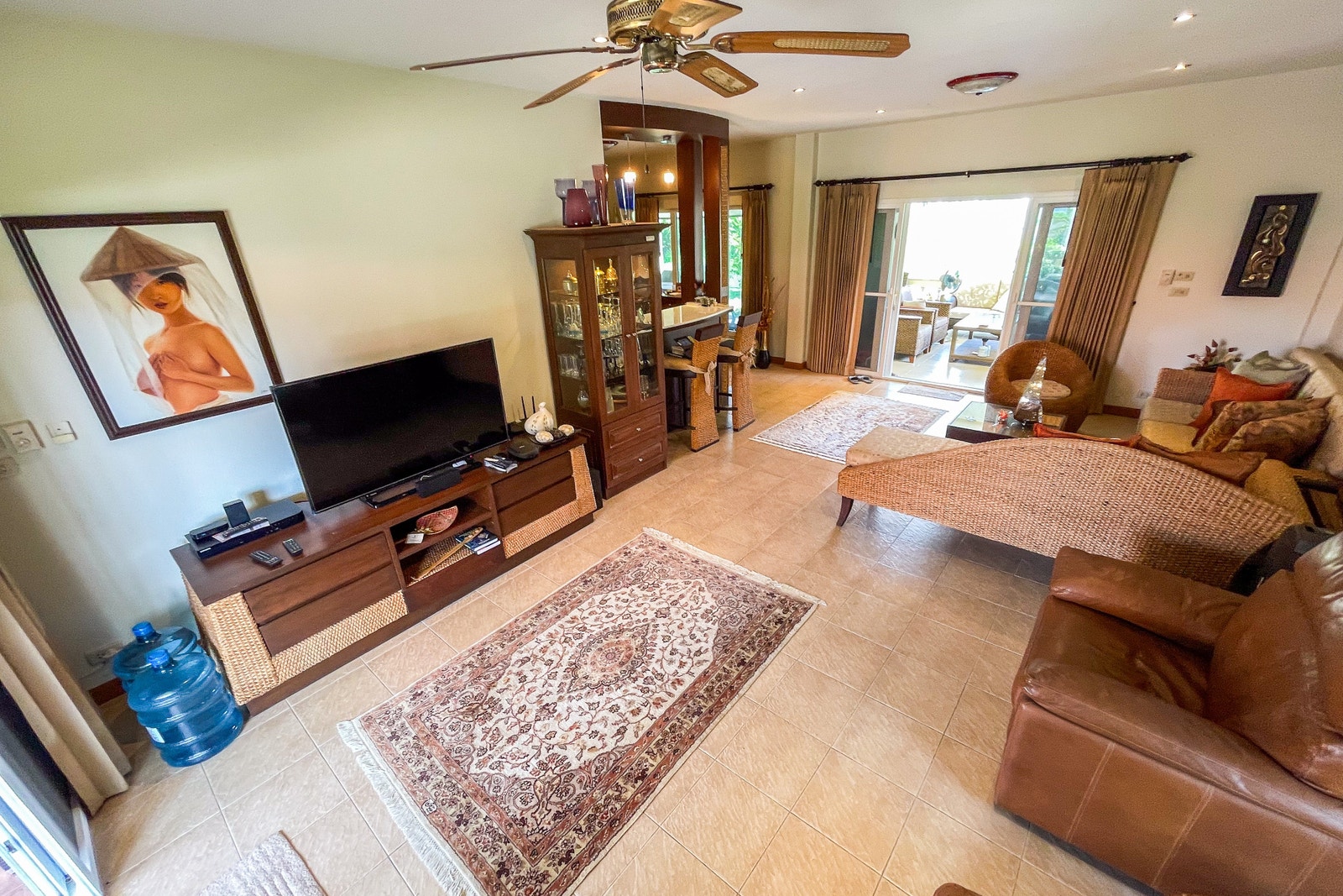 Stuen med flotte møbler. Galleribilde