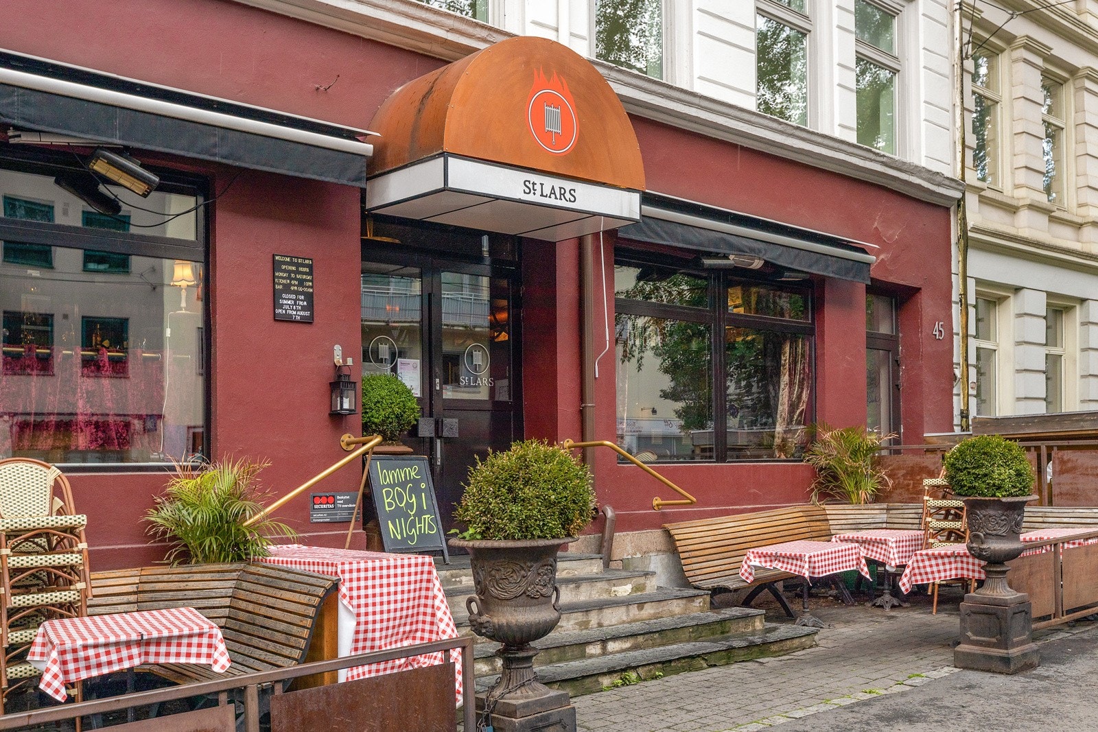 - I ditt nærområde finner du mange hyggelige kaféer og restauranger med uteservering - Galleribilde