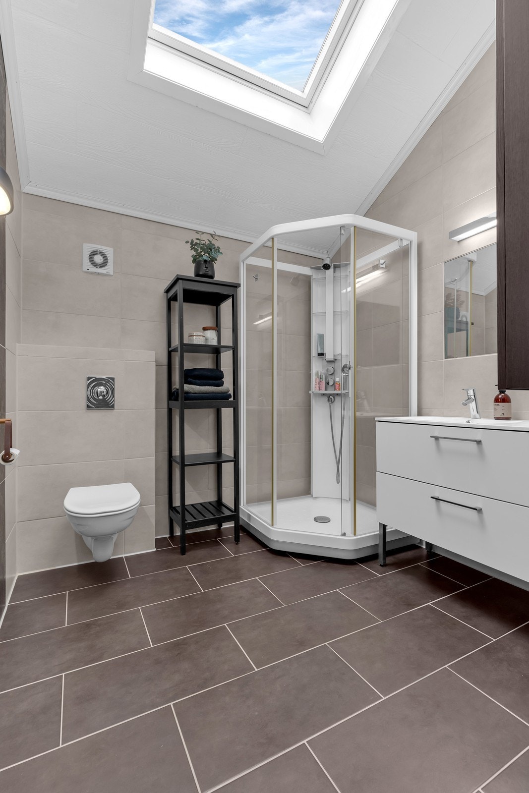 Takvindu gir god romfølelse. Galleribilde