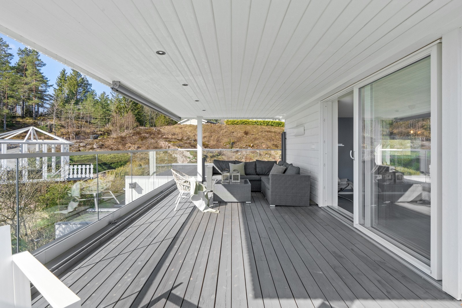 Lunt og fint med fabelaktig utsikt Galleribilde