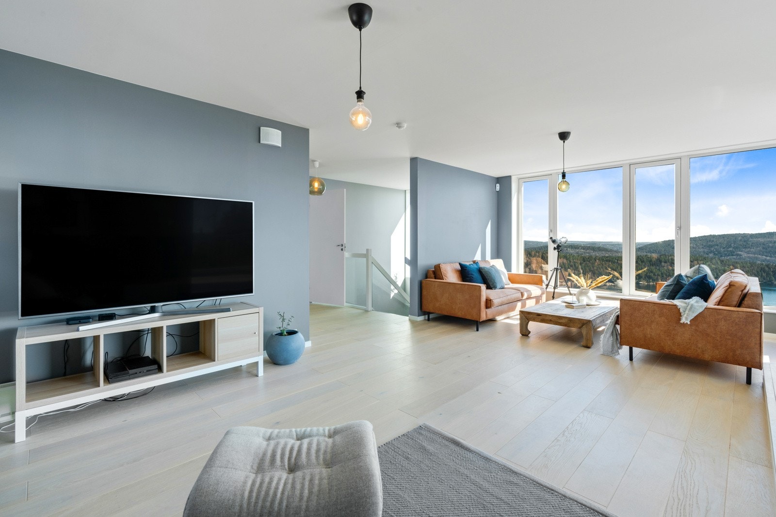 Loftstue Galleribilde