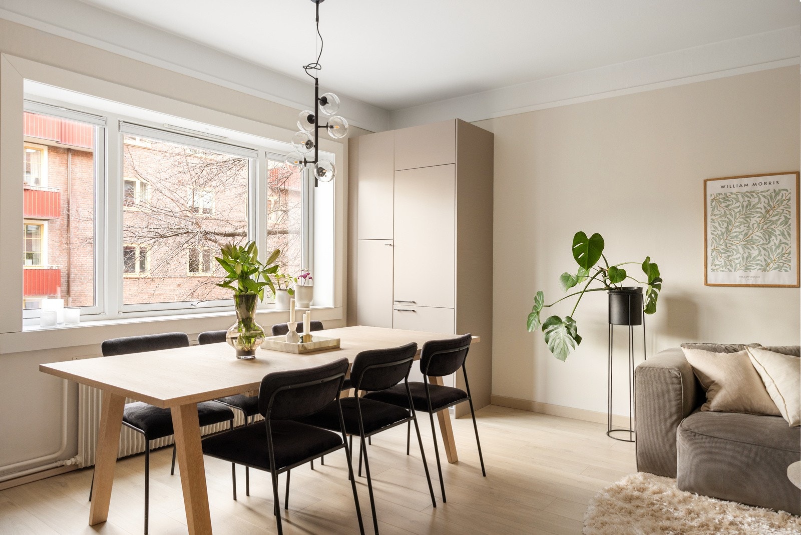 Tor Martin Tinderholt v/Privatmegleren Aksept har gleden av å ønske velkommen til denne lekre leiligheten i Sandefjordgata 2E! Galleribilde