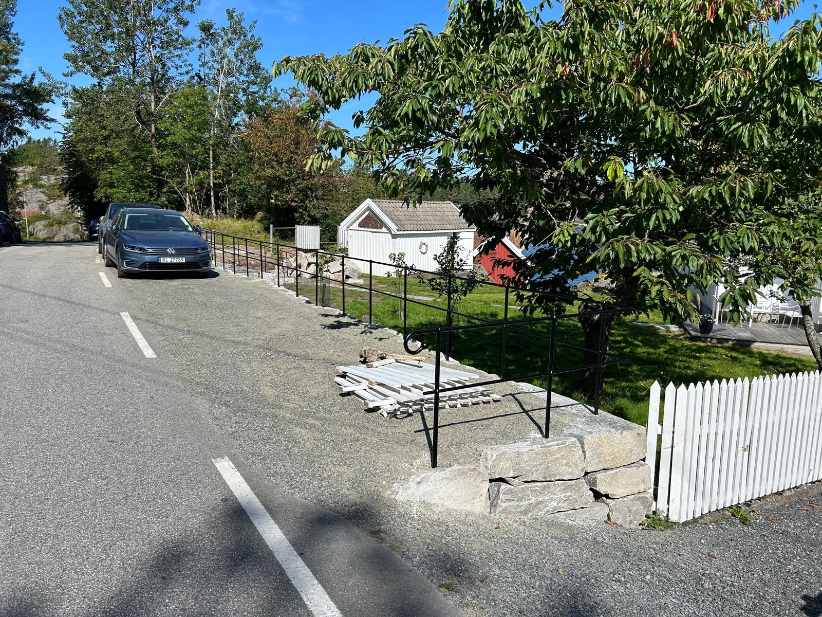 Parkering
(Plass til 5 biler) Galleribilde