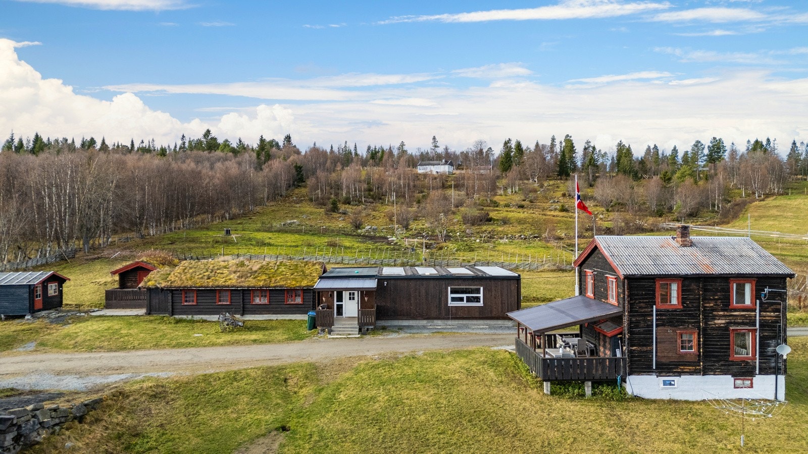 Servicebygg og Brittastuggu Galleribilde