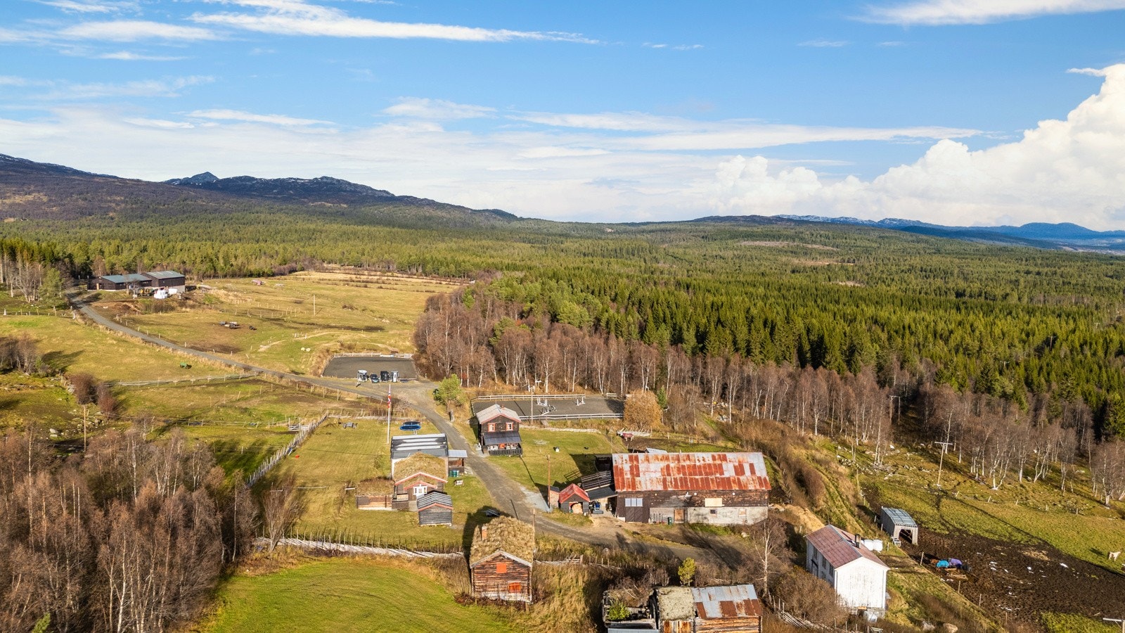 Gårdstun Galleribilde