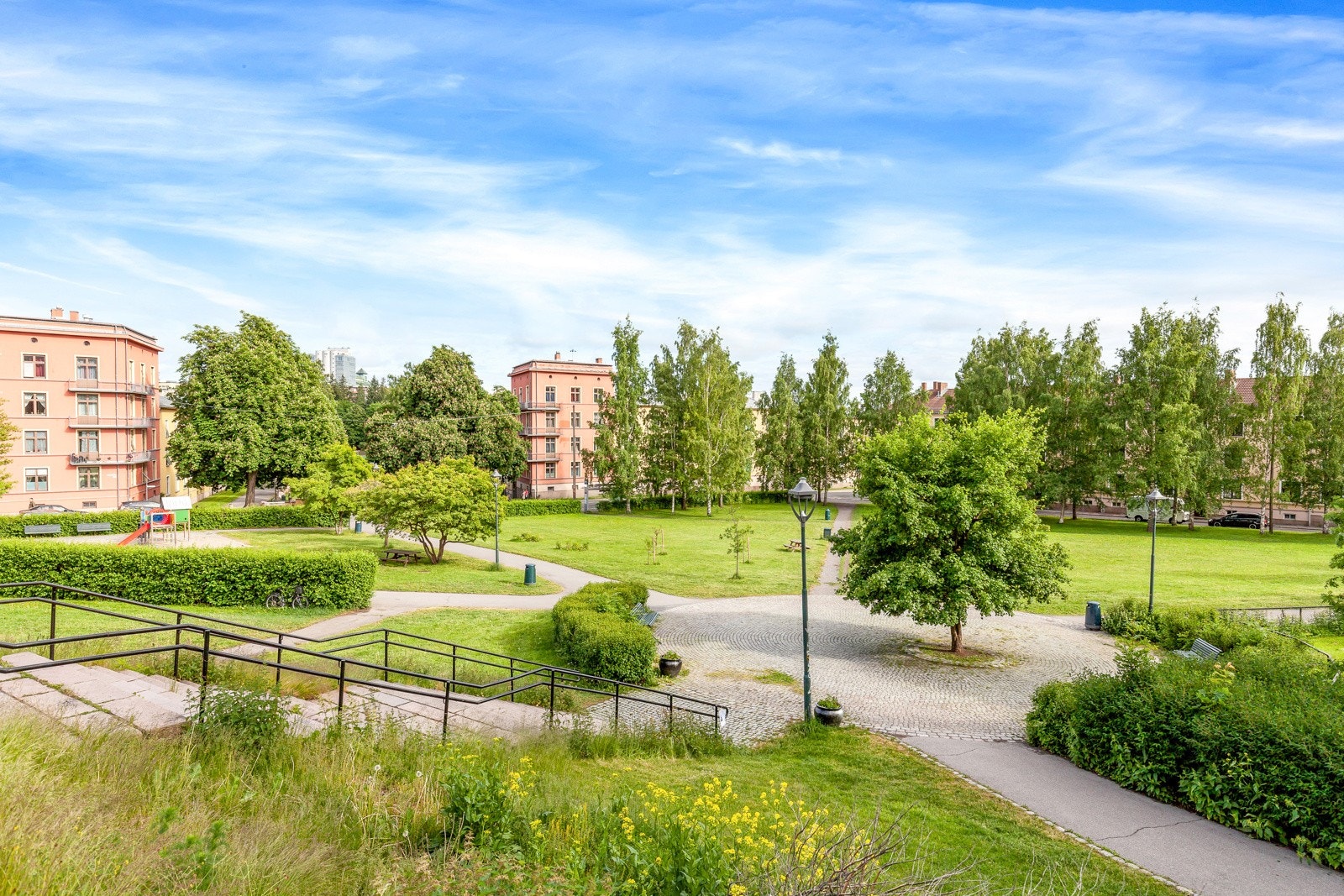 Nærområde - Torshov. Galleribilde