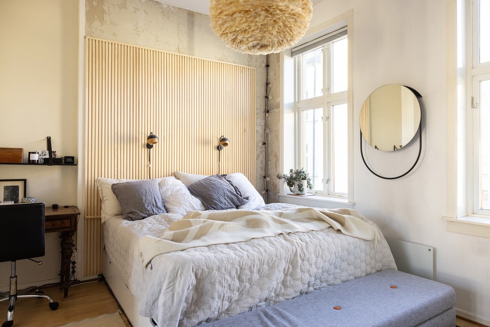 - God plass til dobbeltseng - Galleribilde