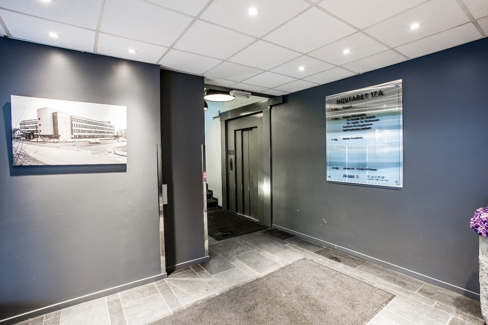 Inngangsparti Galleribilde