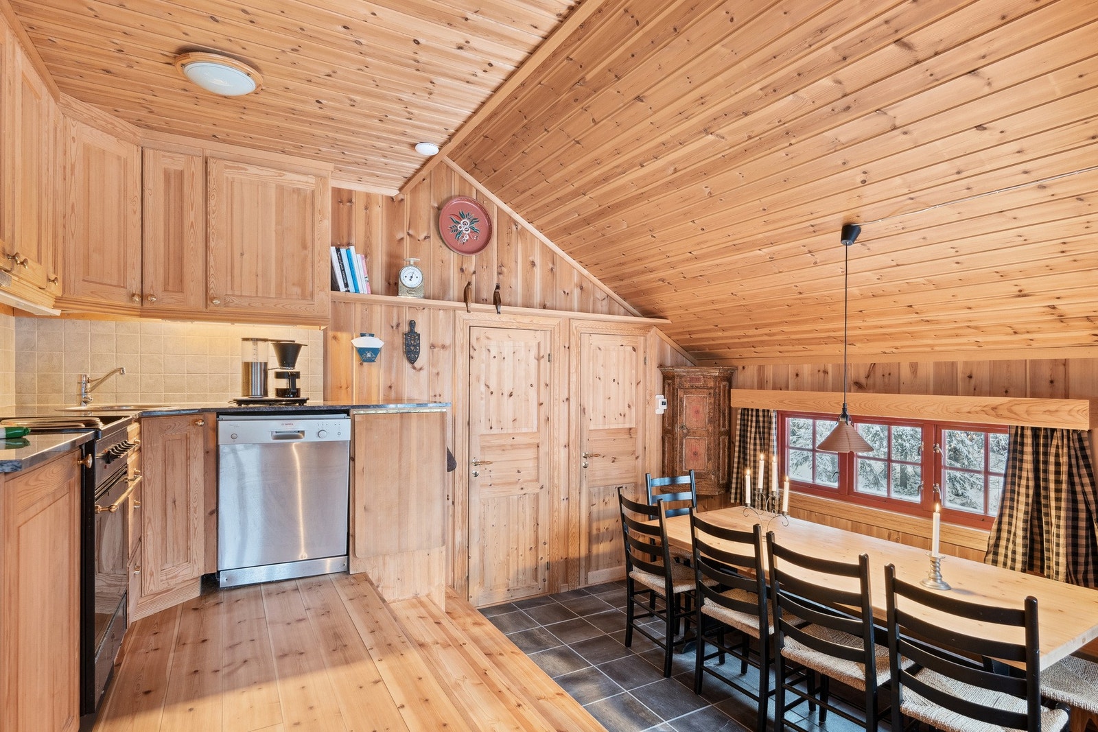 Samle familien til hyggelige måltider Galleribilde