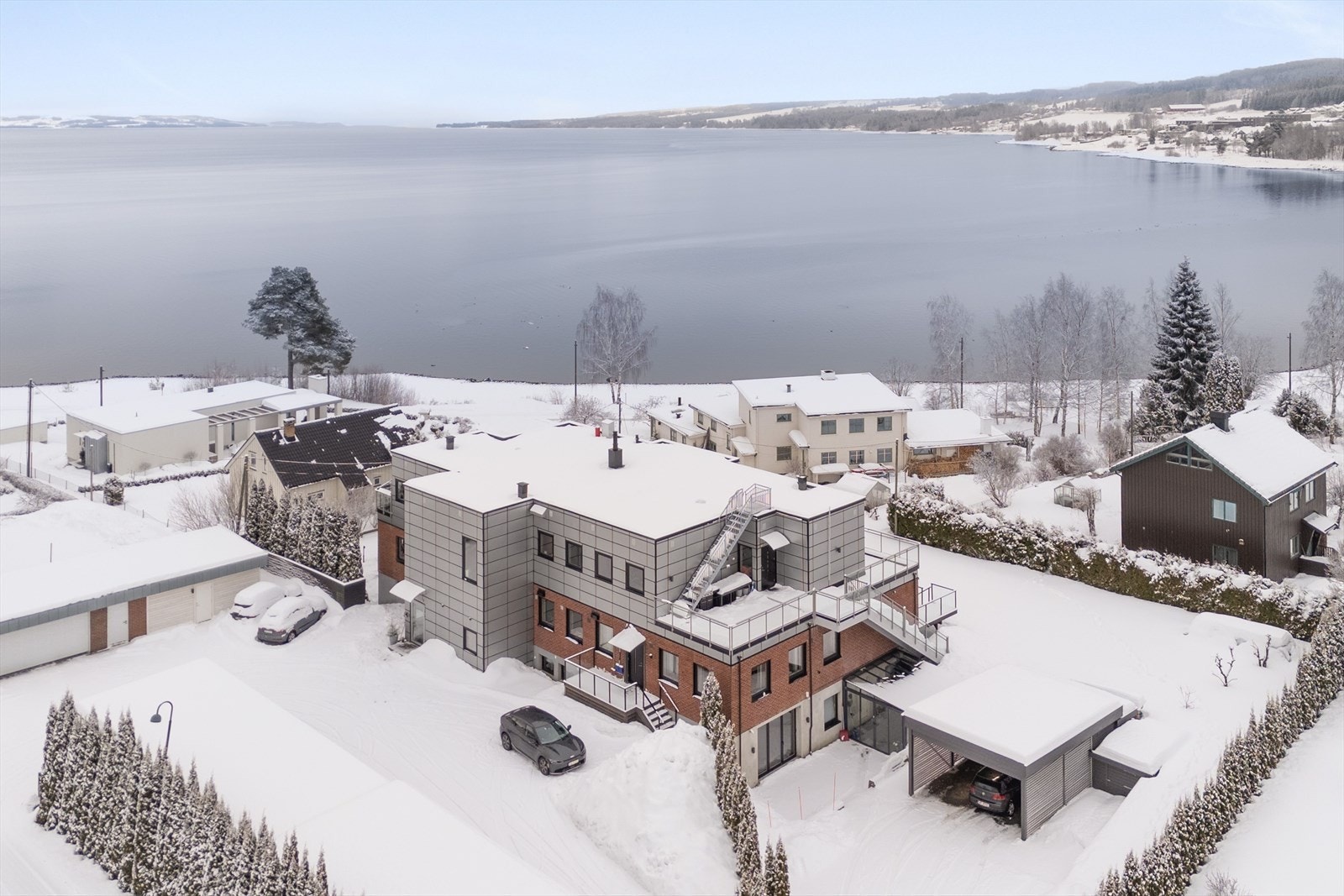 Johan Bojers Veg 15D; sentral og nydelig beliggenhet like ved Mjøsa! Galleribilde