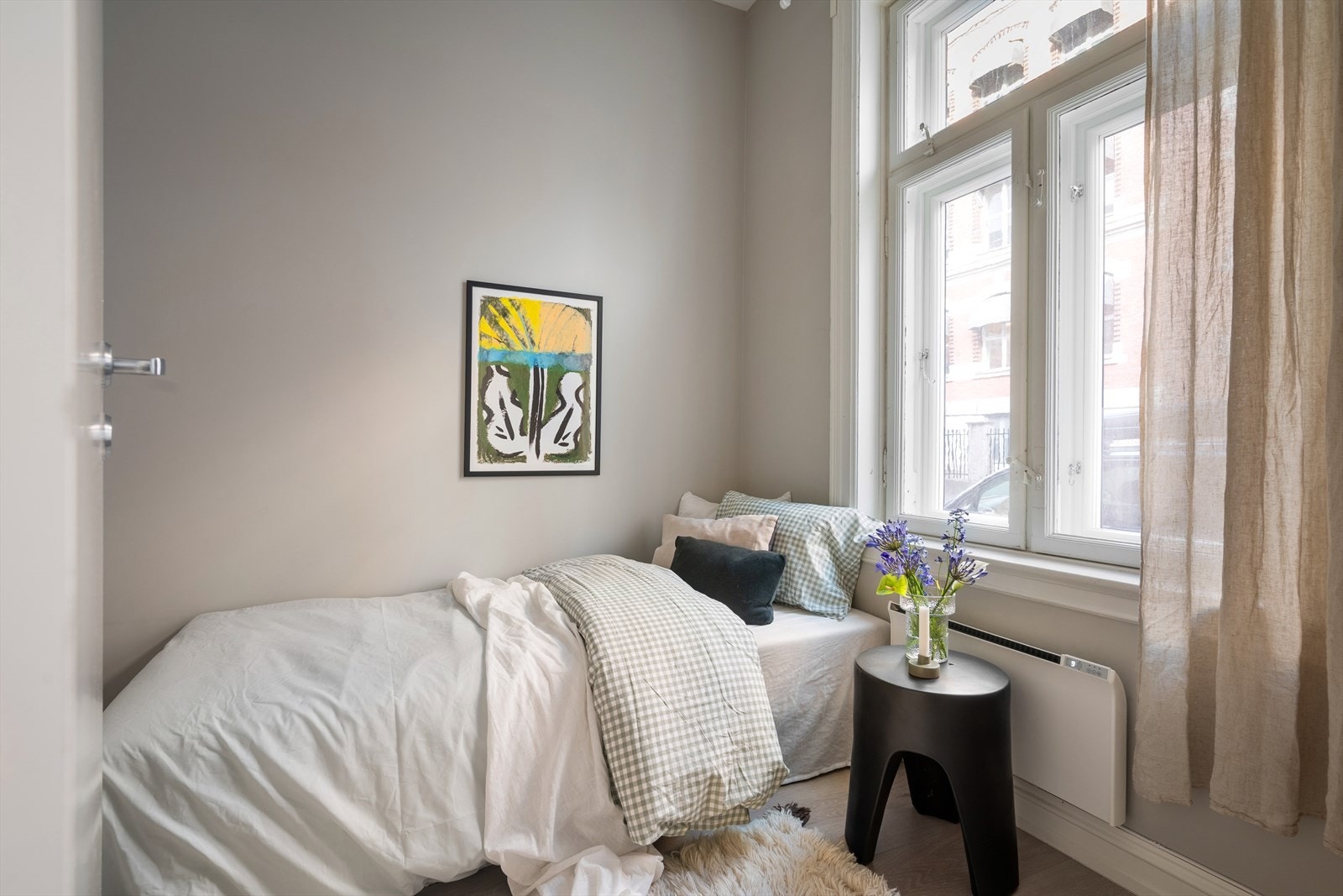 Rommet passer perfekt som barnerom, gjesterom eller kontor. Galleribilde