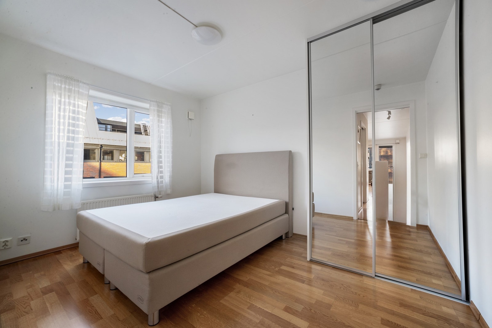 Leiligheten har to soverom Galleribilde