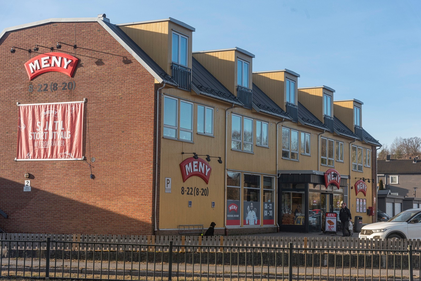 Meny med alt til hverdagen rett i nærheten Galleribilde