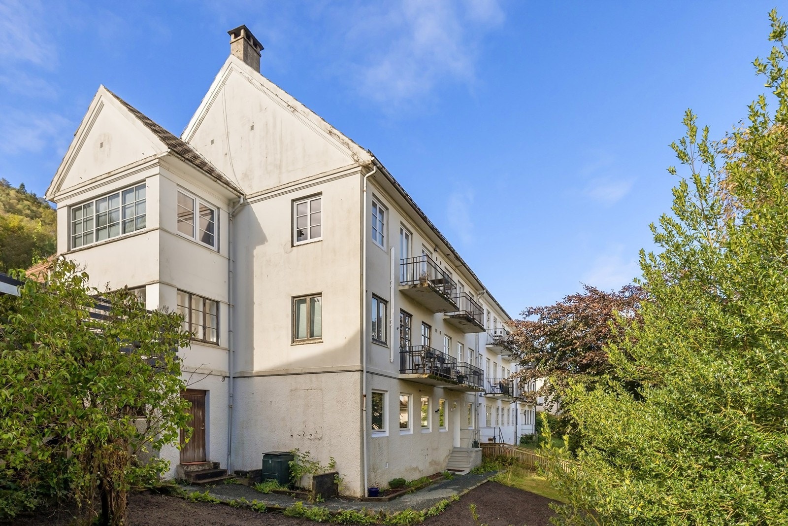 Flott selveierleilighet som ble renovert i 2020 med moderne boligstandard. Sentral beliggenhet med gangavstand til sentrum Galleribilde