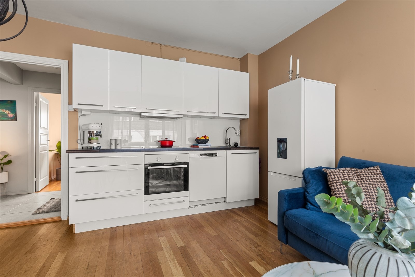 Lyst og pent Kvik kjøkken fra 2011. Galleribilde