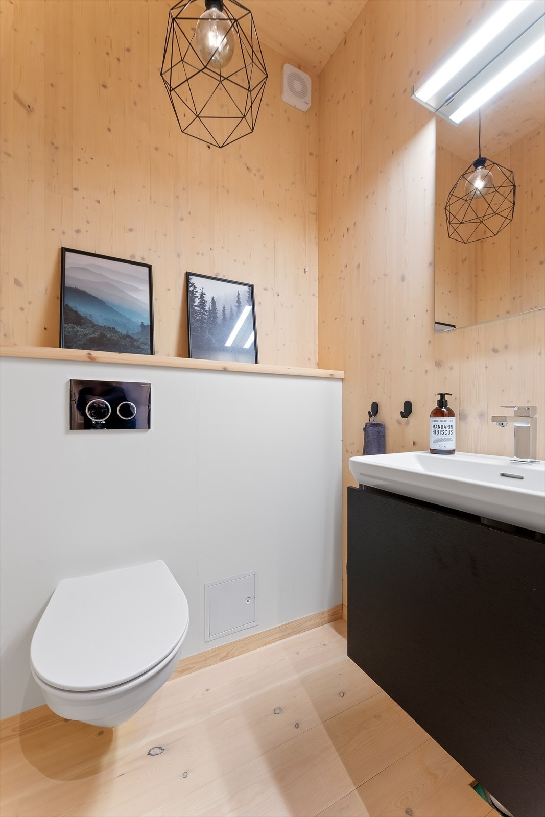 Gjestewc Galleribilde