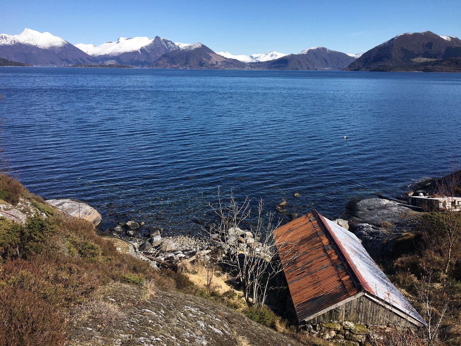 Her er det tinglyst rett til Nausttomt Galleribilde