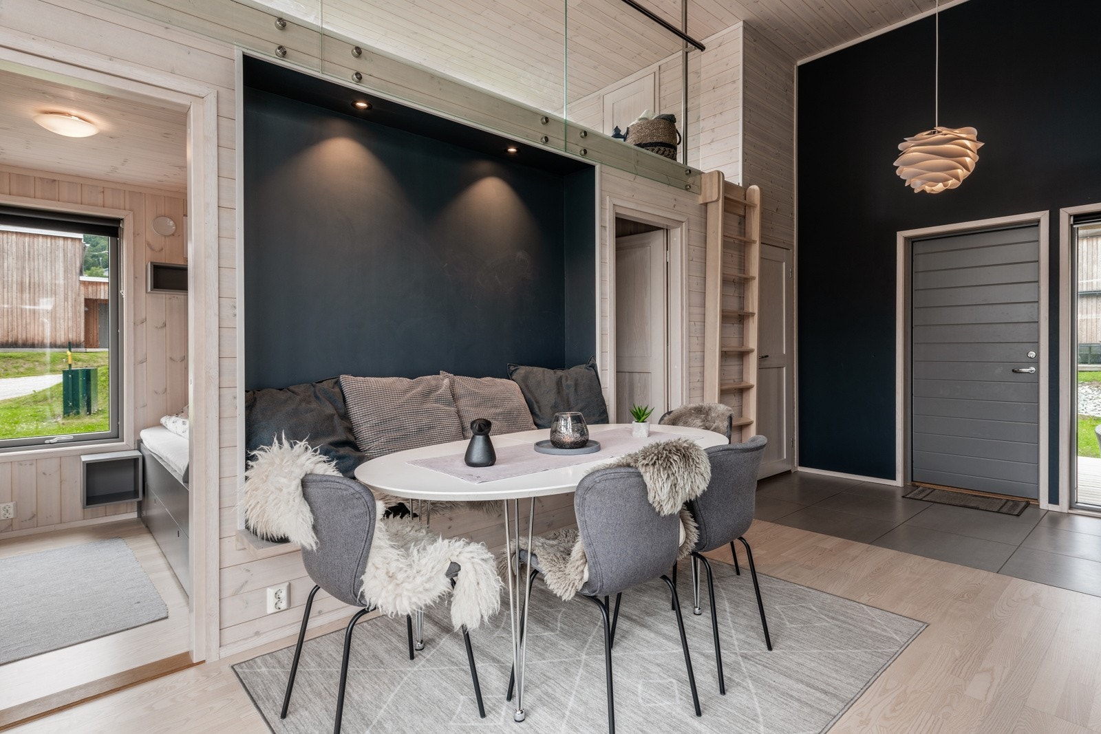 Hyggelig spisekrok, med plass til hele familien Galleribilde