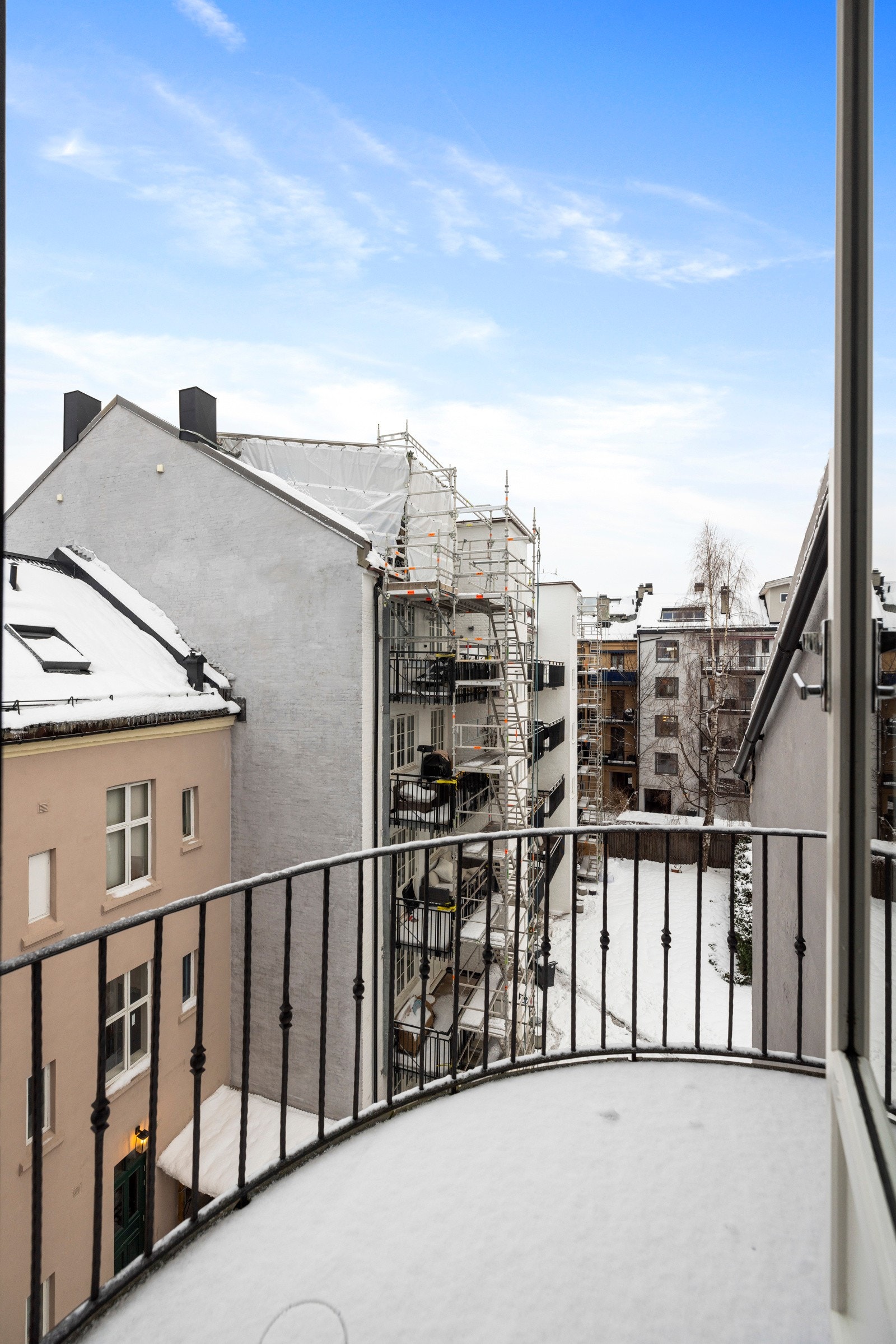 Brannbalkong. Galleribilde