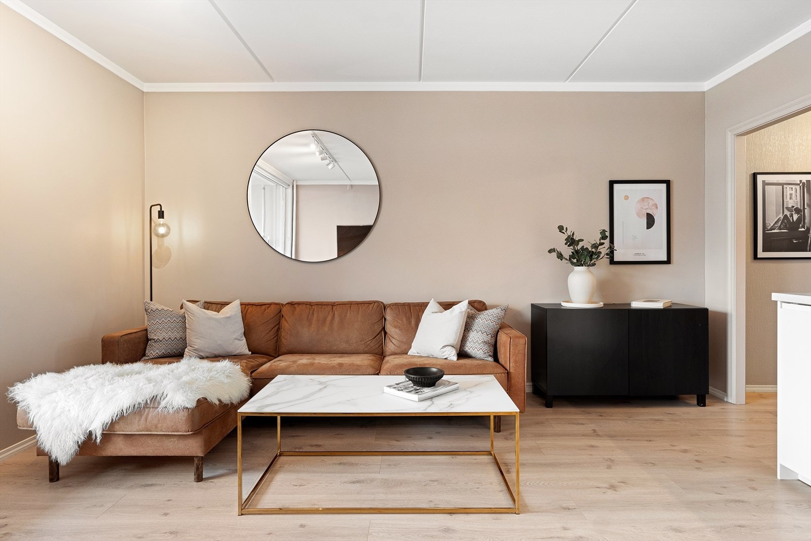 Fin stue malt i tidsriktig farge Galleribilde