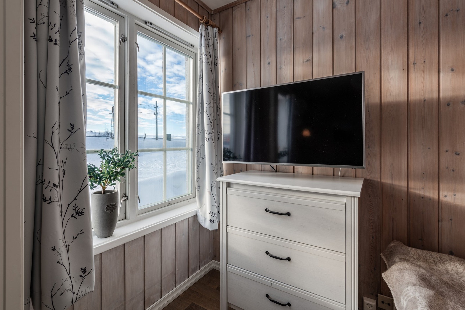 Våkne opp til frisk fjelluft og fantastiske turmuligheter, rett utenfor døren Galleribilde