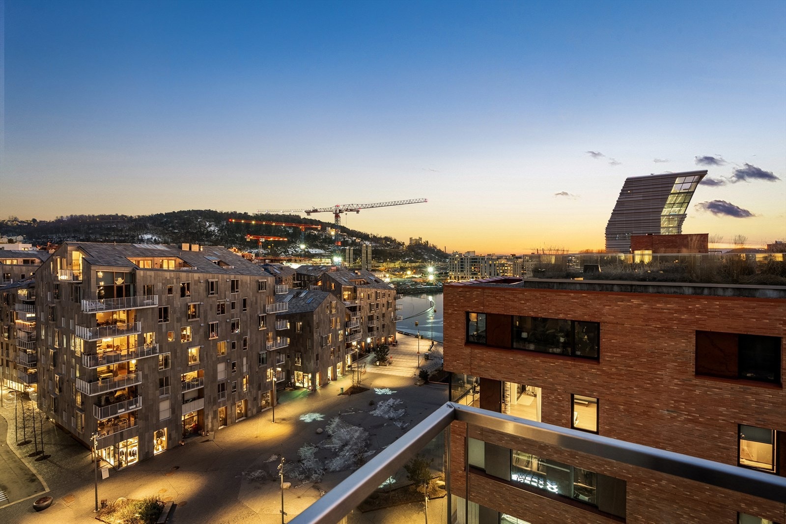 Fantastisk beliggenhet sentralt i Bjørvika. Sjelden anledning Galleribilde