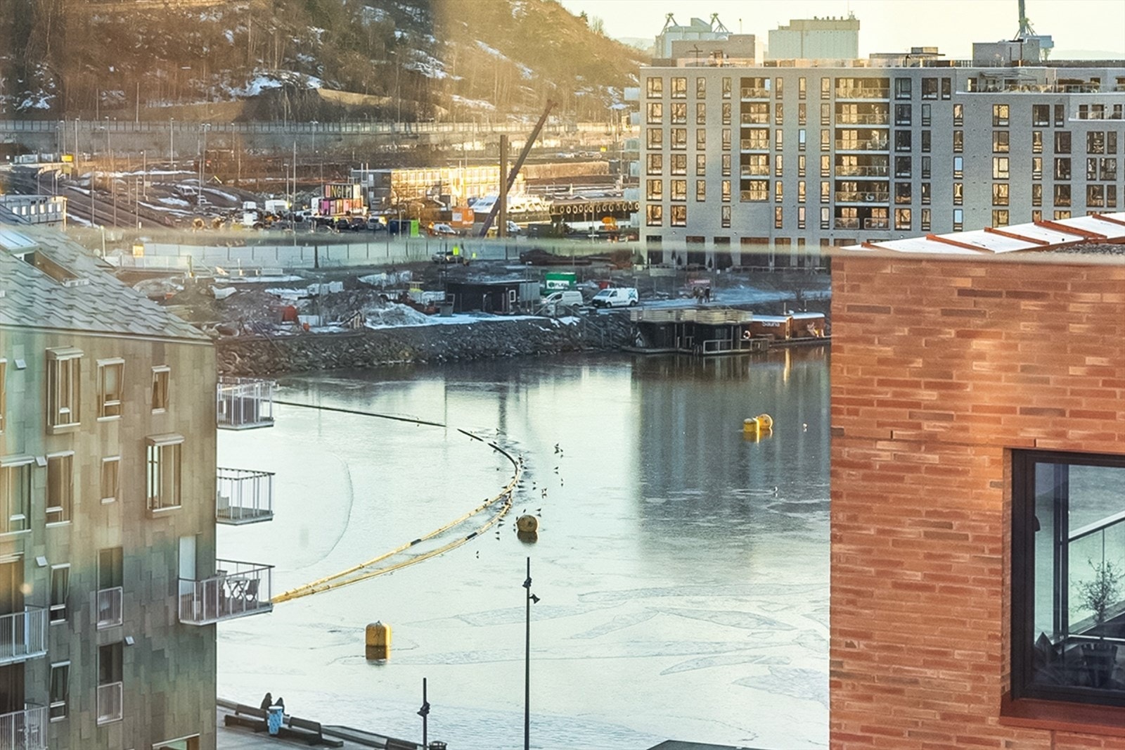 Fantastisk fjordutsikt fra leiligheten som må oppleves. Meget fin beliggenhet Galleribilde