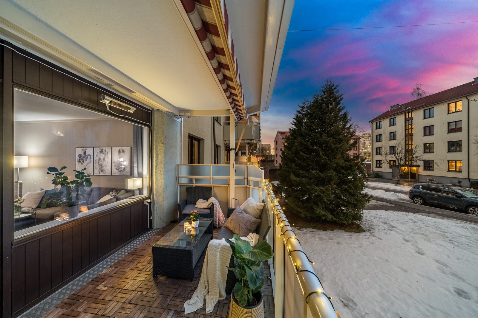 Er du på jakt etter en attraktiv 3-romsleilighet i populært nabolag? Da fortjener denne et besøk! Galleribilde