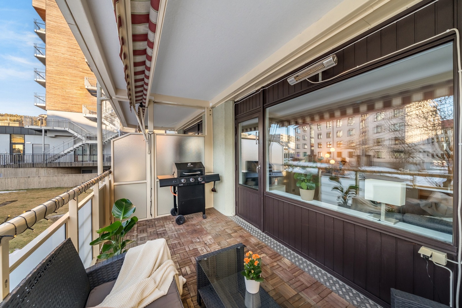 Terrassevarmer for kjølige ettermiddager Galleribilde