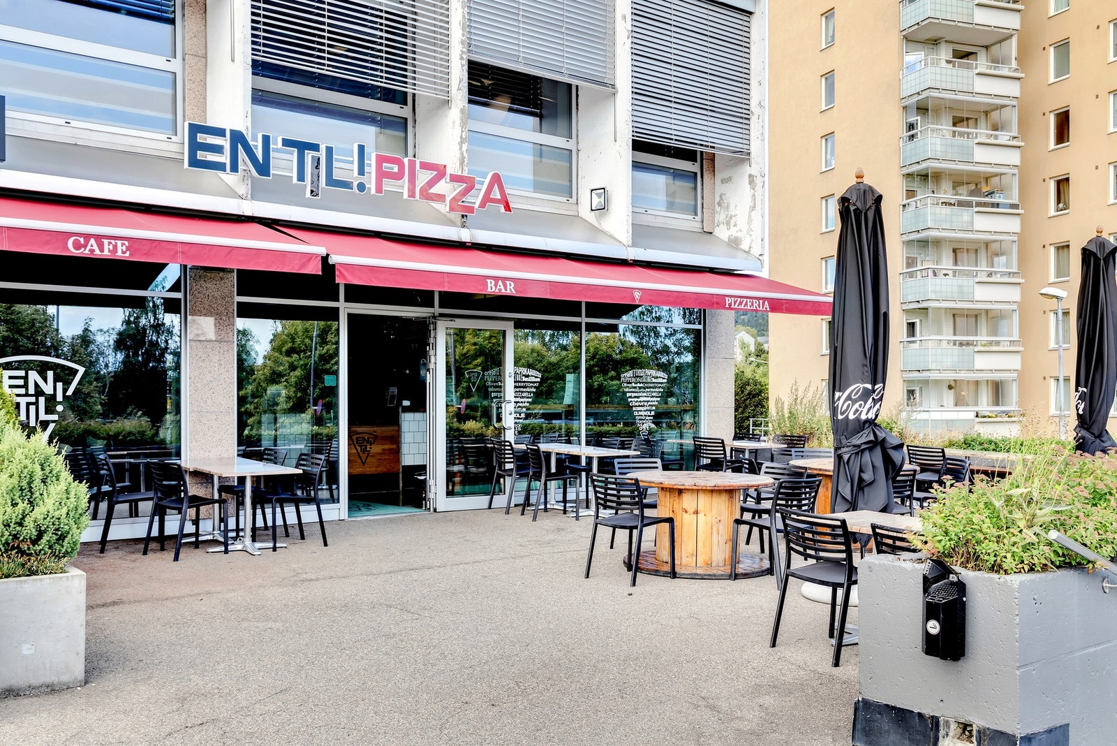 En til pizza - en populær pizza i nabolaget Galleribilde