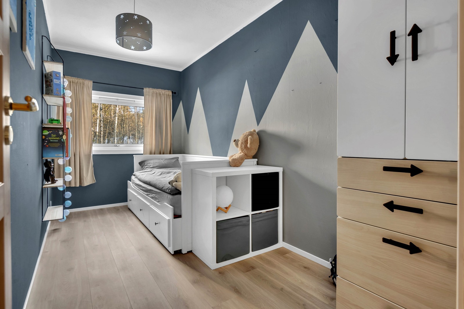 Soverom tre har også god plass til seng og ønsket møblement. Galleribilde