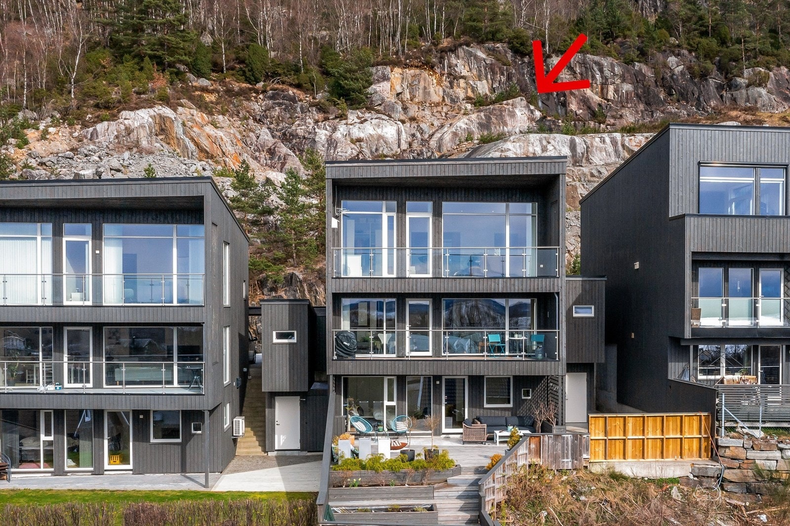 Velkommen til Steinhagen 53A - Lekker og moderne enebolig med gjennomført stil! Galleribilde