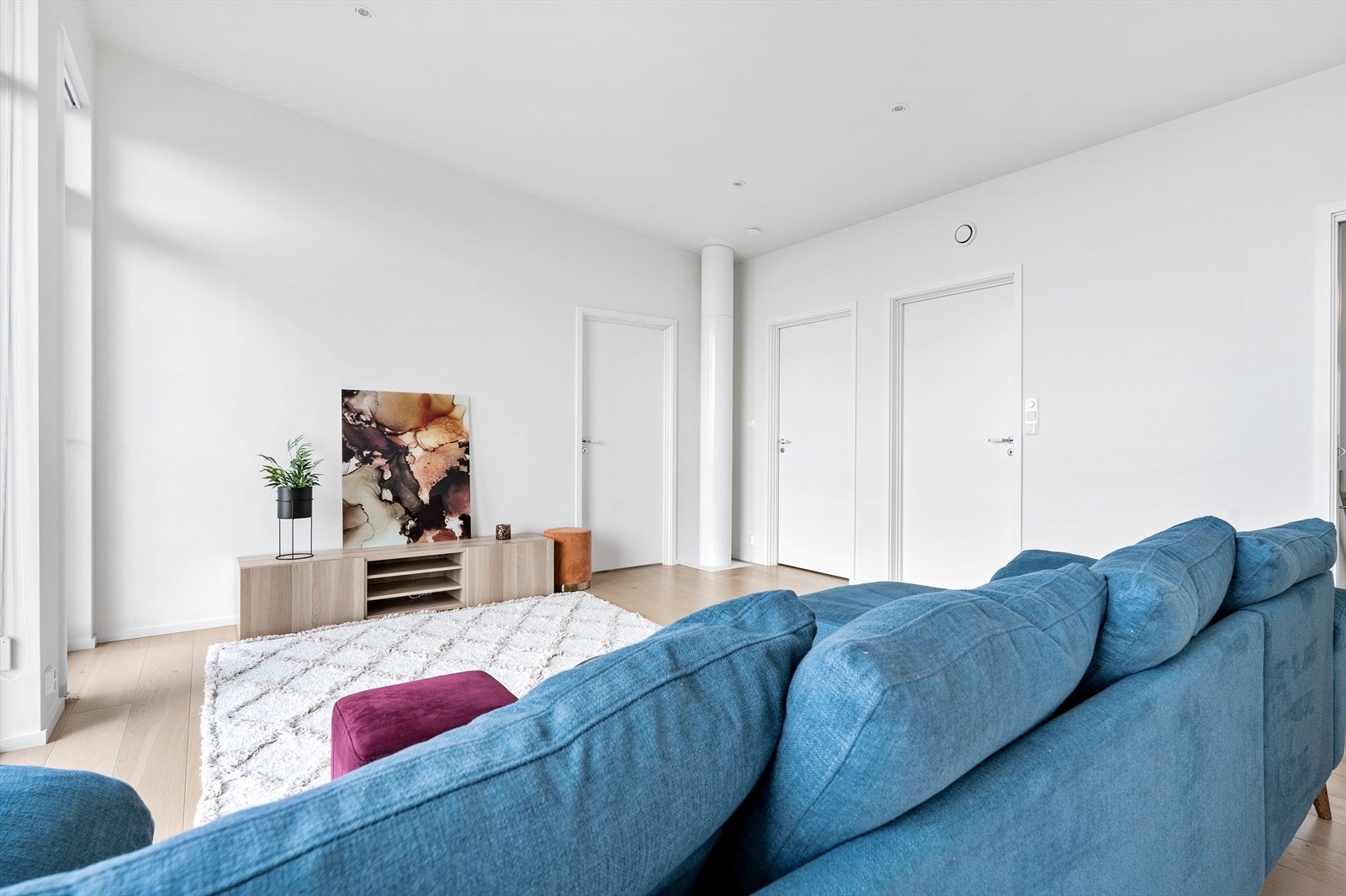 Her får man i tillegg høy takhøyde som virkelig gir en god romfølelse! Galleribilde