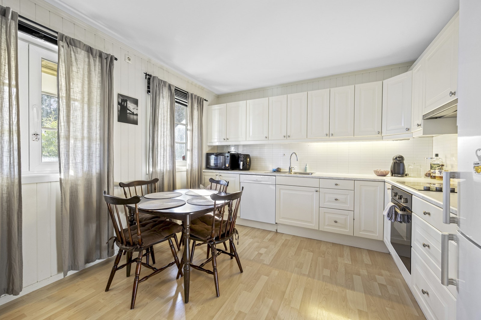 Kjøkken leiligheten Galleribilde