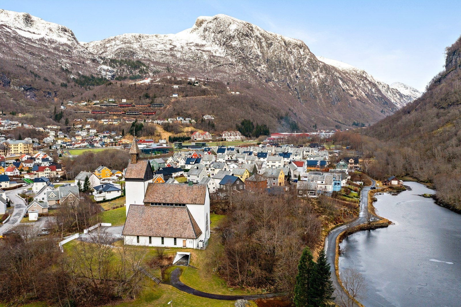Litt av bygda Galleribilde