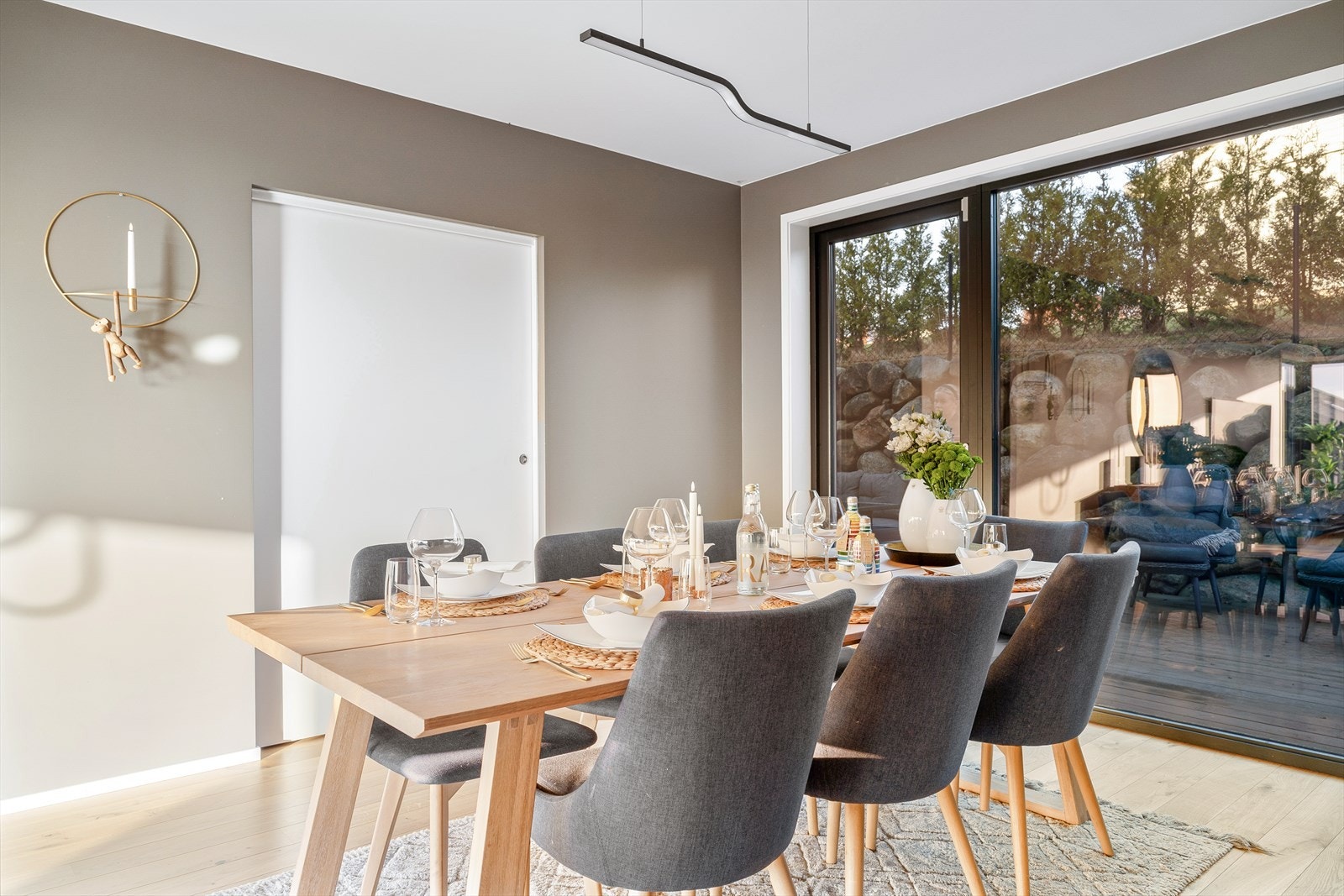 Inngang til soverom fra kjøkken/stue Galleribilde