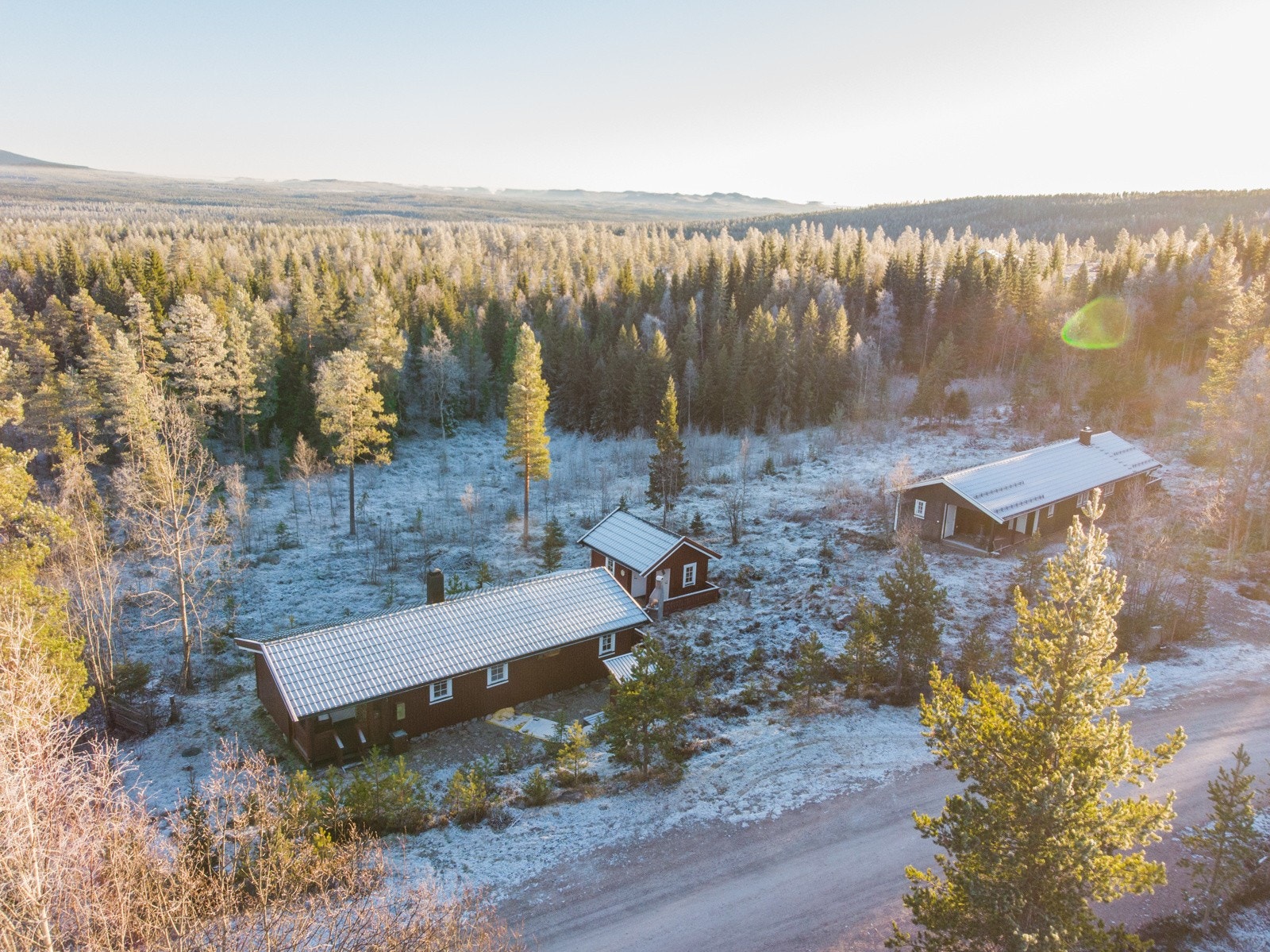 Kort vei til oppkjørte skiløyper. Galleribilde