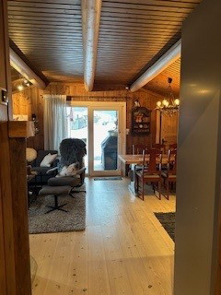 Gang som tar deg videre inn til stue og kjøkken. Galleribilde