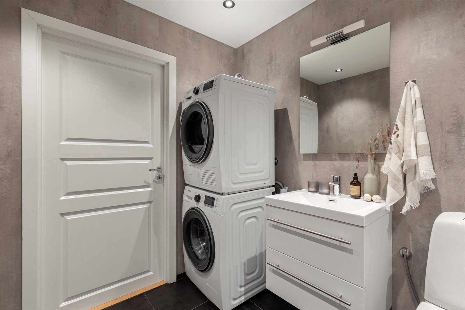 Bad i andre etasje Galleribilde