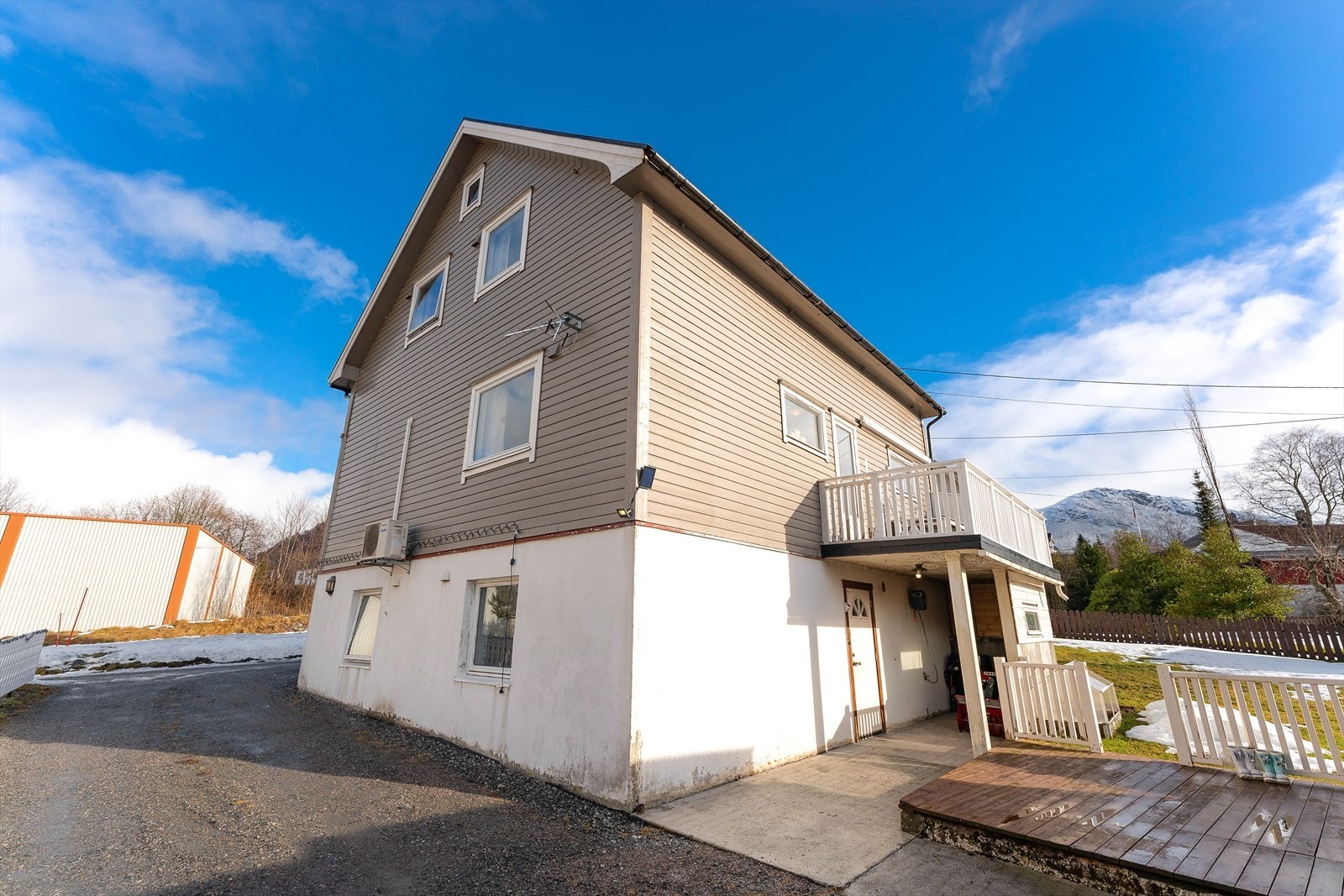 052_Fasade..jpg Galleribilde