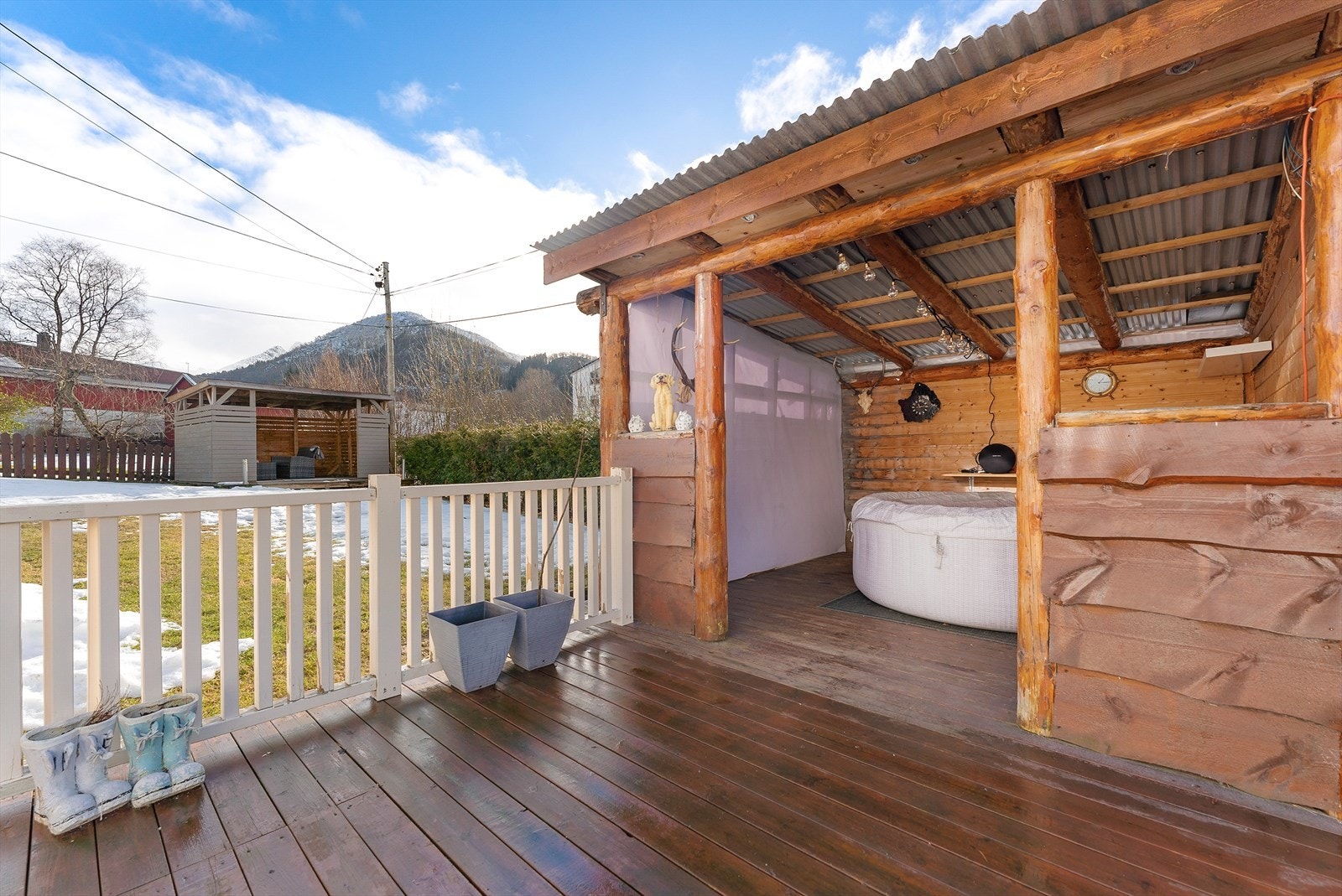 047_Uteplass..jpg Galleribilde