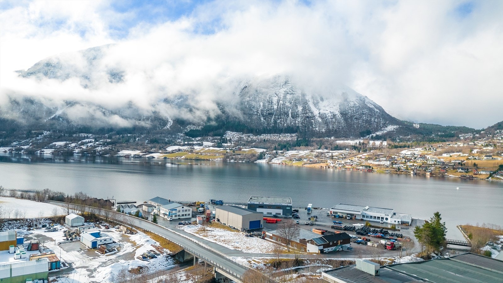 059_Velkommen til visning!.jpg Galleribilde