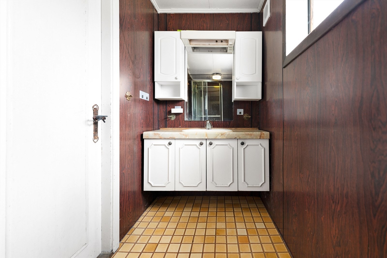 016_Bad..jpg Galleribilde