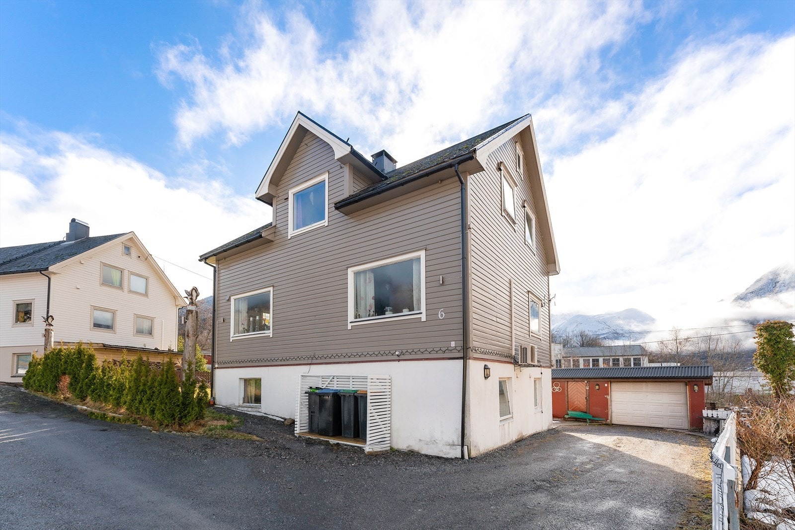 051_Fasade..jpg Galleribilde