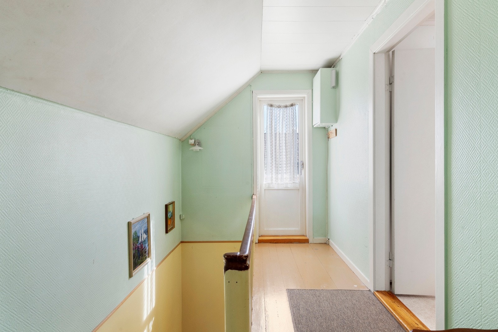 Gang i 2. etasje Galleribilde